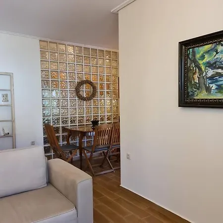 Dioni Luxury With Private Entrance Karavomylos