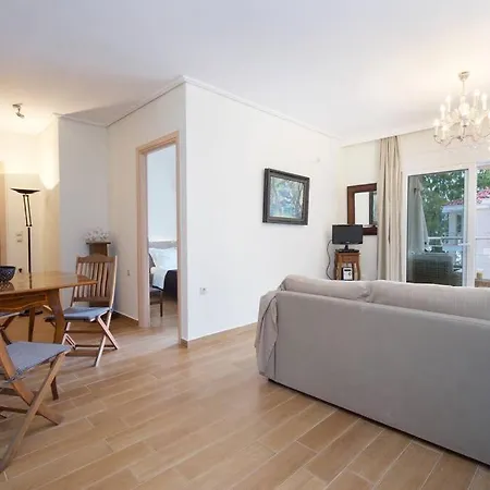 Dioni Luxury With Private Entrance *